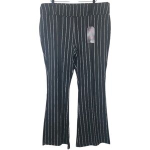 NO BOUNDARIES Black and White Pin Striped Pants mid rise flare  / Jr Plus 19